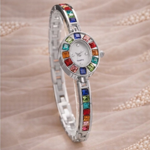 Vintage Silver Multicolor Crystal Quartz Watch main image 4